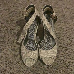 Forever 21 snake skin size 8